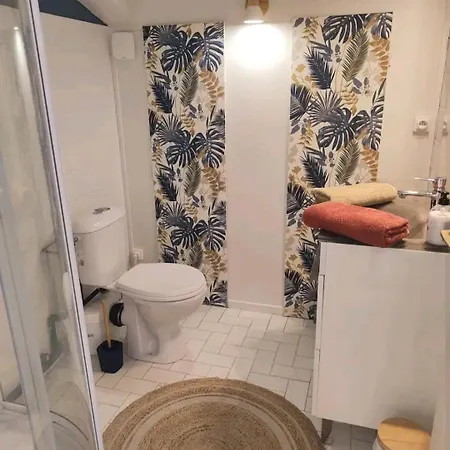 Climatisee Entre Et Montagne, Avec Sdb Et Wc Privatifs Homestay szállás Laroque-des-Albères
