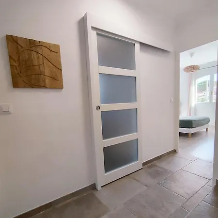 Climatisee Entre Et Montagne, Avec Sdb Et Wc Privatifs Homestay szállás Laroque-des-Albères