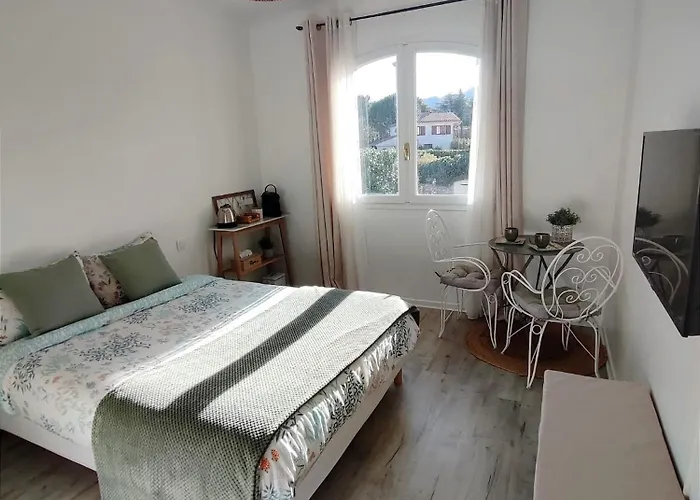 Homestay Climatisee Entre Et Montagne, Avec Sdb Et Wc Privatifs